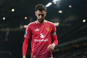 开云科技-罕见！B费在英超比赛中担任替补，2022年1月之后首次